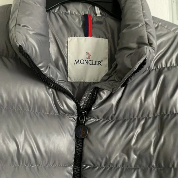 Moncler long puffer in gray. Size 12. Worn less than 5 times.